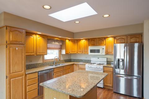 3710 193rd Pl, Lansing, IL 60438 photo 3