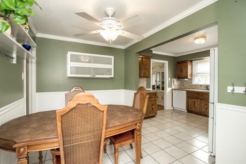 15054 Springfield Ave, Midlothian, IL 60445 photo 13