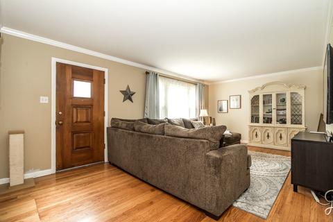 15054 Springfield Ave, Midlothian, IL 60445 photo 3