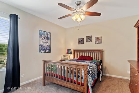 405 Comstock Dr, Elgin, IL 60124 photo 22