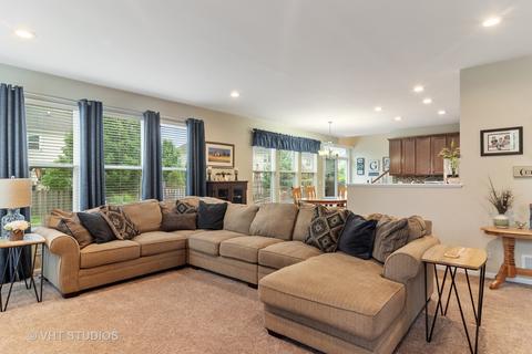 405 Comstock Dr, Elgin, IL 60124 photo 12