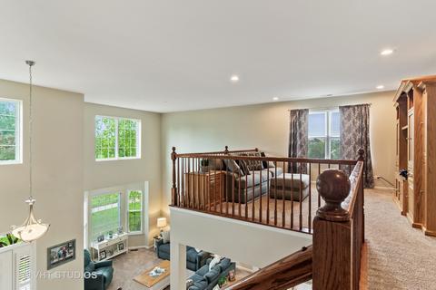 405 Comstock Dr, Elgin, IL 60124 photo 24