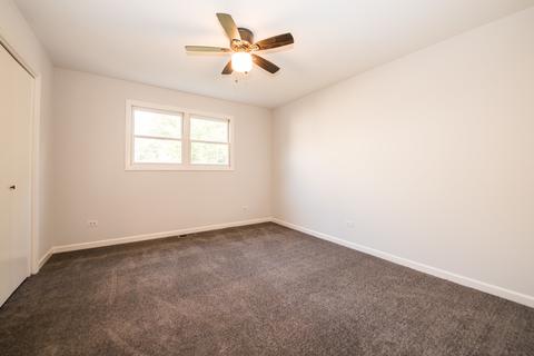 279 Hillcrest Ln, Steger, IL 60475 photo 7