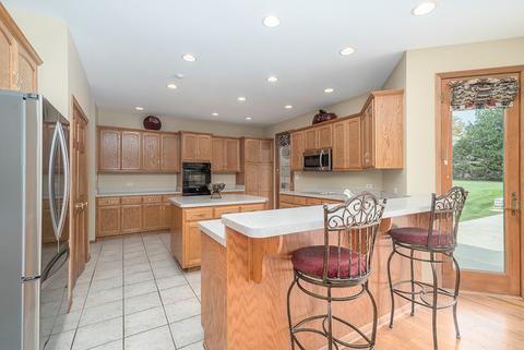 23762 Douglas Dr, Plainfield, IL 60585 photo 9