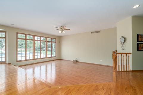 23762 Douglas Dr, Plainfield, IL 60585 photo 4