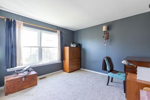 28702 Wagon Trail Rd, Lakemoor, IL 60051 photo 10