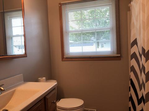 2410 13th St, Peru, IL 61354 photo 11