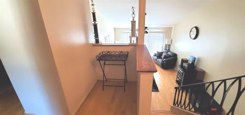 9251 Dee Rd, Des Plaines, IL 60016 photo 9