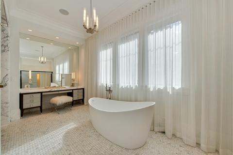 25 E Cedar St, Chicago, IL 60611 photo 25