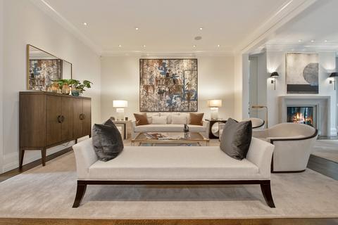 25 E Cedar St, Chicago, IL 60611 photo 5
