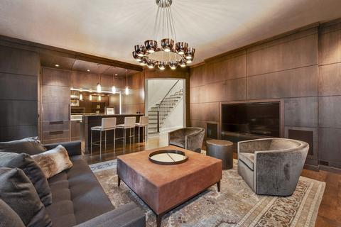 25 E Cedar St, Chicago, IL 60611 photo 16