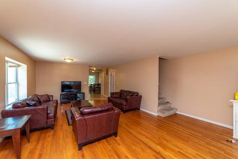 1813 Lyons St, Evanston, IL 60201 photo 2