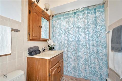 5714 St Charles Rd, Berkeley, IL 60163 photo 19