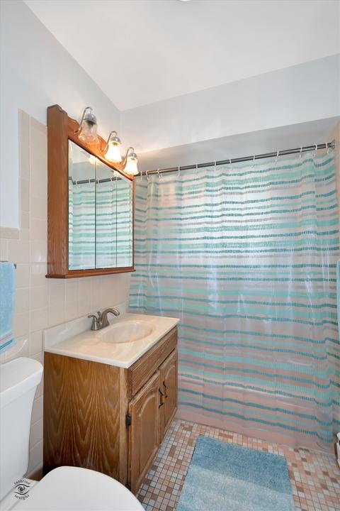 5714 St Charles Rd, Berkeley, IL 60163 photo 11