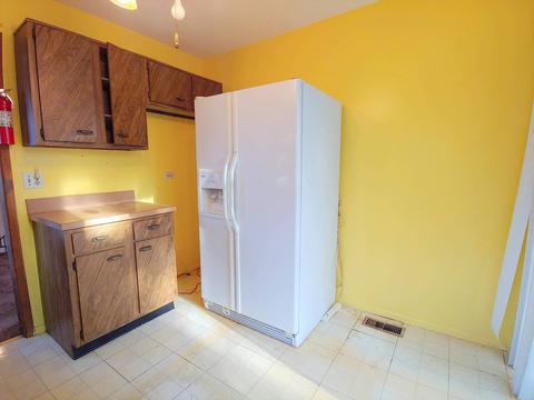 46 Pine Cir, Cary, IL 60013 photo 11