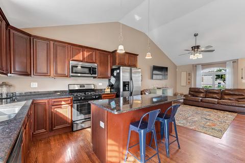 5420 Isabel Ct, Plainfield, IL 60586 photo 5