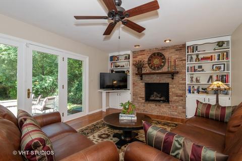 1356 S Main St, Wheaton, IL 60189 photo 10