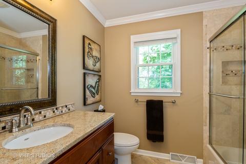 1356 S Main St, Wheaton, IL 60189 photo 16
