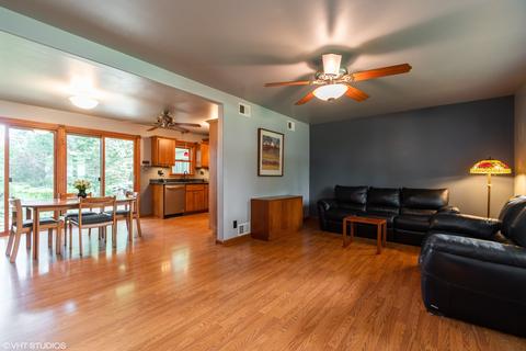 425 E 4th Ave, New Lenox, IL 60451 photo 2