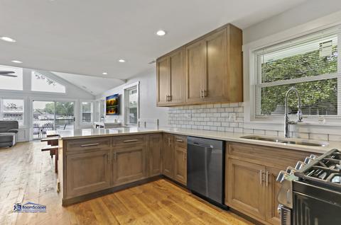 1105 N River Rd, Mchenry, IL 60050 photo 3