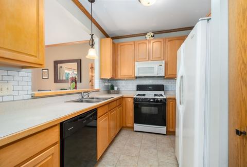 1114 Clover Dr, Minooka, IL 60447 photo 13