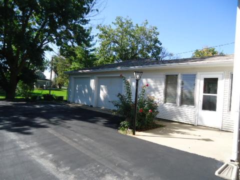 203 E 4th St, Gridley, IL 61744 photo 34