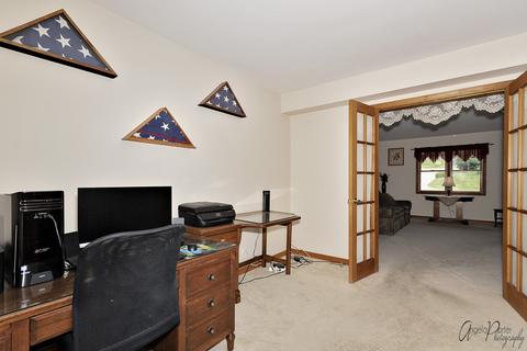 5027 Spring Rd, Mchenry, IL 60050 photo 18