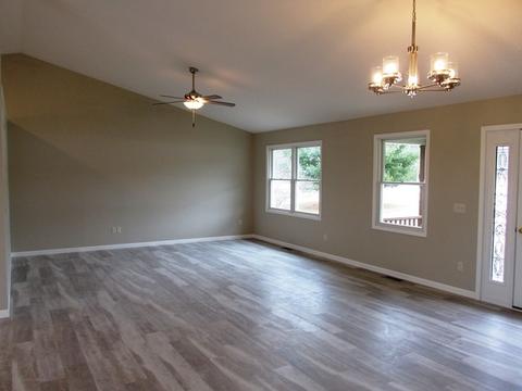 1100 E 36th St, Sterling, IL 61081 photo 4