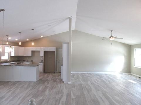 1100 E 36th St, Sterling, IL 61081 photo 7