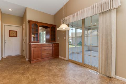 9 Cobblestone Ln, Minier, IL 61759 photo 8