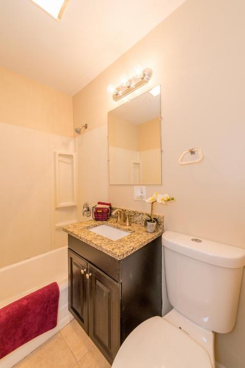 615 S Orchid Path, Mchenry, IL 60050 photo 7