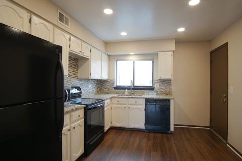 4208 Central Rd #4E, Glenview, IL 60025 photo 4
