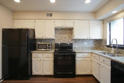 4208 Central Rd #4E, Glenview, IL 60025 photo 5