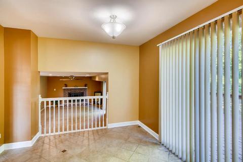 20121 Oregon Trl, Olympia Fields, IL 60461 photo 12
