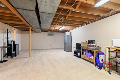 310 E North Ave, Bartlett, IL 60103 photo 9