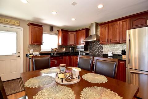 3231 Ronald Rd, Glenview, IL 60025 photo 13