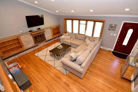 3231 Ronald Rd, Glenview, IL 60025 photo 6