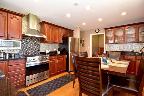 3231 Ronald Rd, Glenview, IL 60025 photo 15