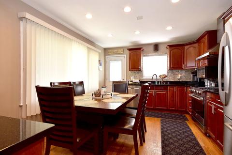 3231 Ronald Rd, Glenview, IL 60025 photo 12