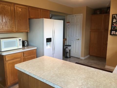 7557 Heritage Ct, Summit, IL 60501 photo 6