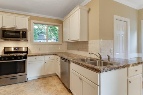 406 W Walnut St, Bloomington, IL 61701 photo 17