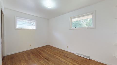 305 Edgebrook Dr, Champaign, IL 61820 photo 8