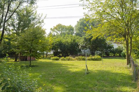 305 Edgebrook Dr, Champaign, IL 61820 photo 18