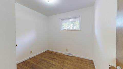 305 Edgebrook Dr, Champaign, IL 61820 photo 12
