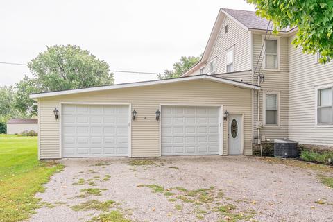 501 Maple St, Chenoa, IL 61726 photo 8
