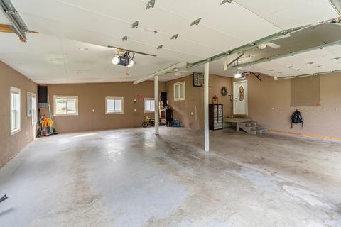 501 Maple St, Chenoa, IL 61726 photo 10