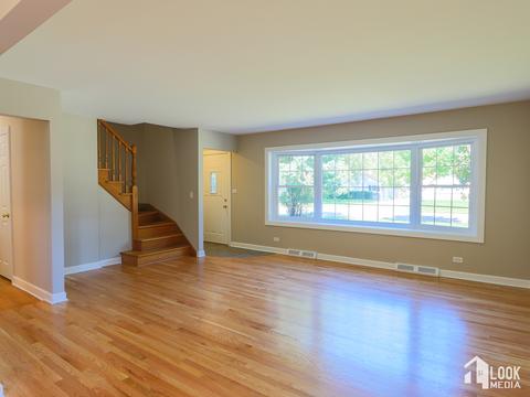 107 Center Ave, Wheeling, IL 60090 photo 4