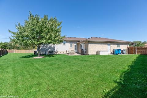 5012 Golf Ct, Midlothian, IL 60445 photo 2