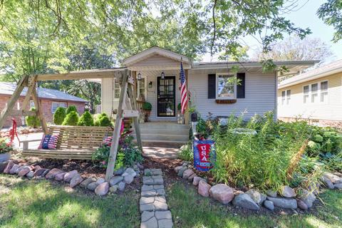 1017 N Oak St, Normal, IL 61761 photo 1
