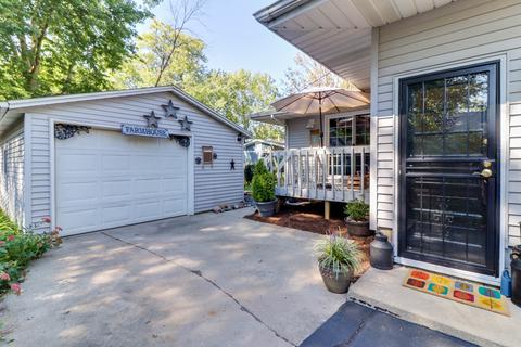 1017 N Oak St, Normal, IL 61761 photo 2